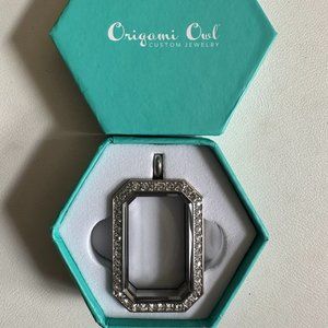 Origami Owl® Silver Heritage Hinged Locket with Swarovski Crystals - NWT